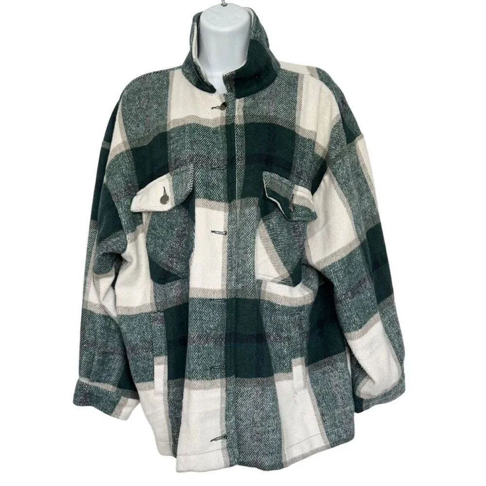 She & Sky Women’s Green Plaid Flannel Button Down Jacket Long Sleeve Pockets Lar
